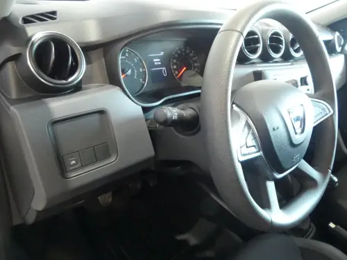 Dacia Duster ECO-G 100 4x2 Essential - Photo 17