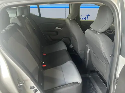 Dacia Sandero ECO-G 100 Stepway Extreme + - Photo 16