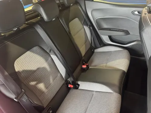 Renault Clio Clio TCe 90 Techno - Photo 17