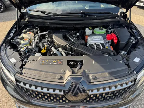Renault Austral E-Tech hybrid 200 Iconic esprit Alpine - Photo 19