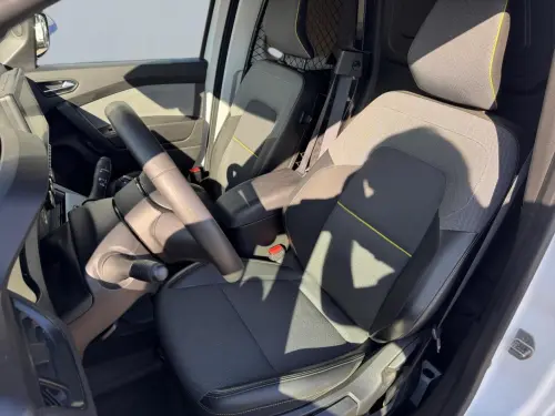 Renault Kangoo BLUE DCI 95 EXTRA SESAME OUVRE TOI - 22 - Photo 23