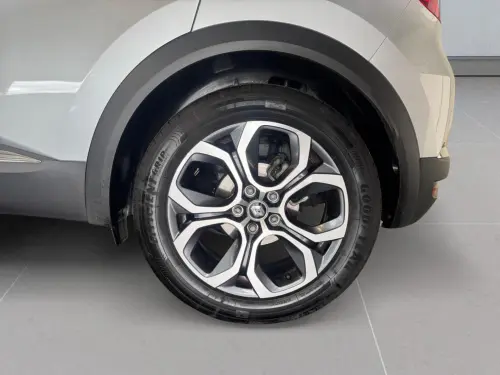 Renault Captur E-Tech full hybrid 145 Techno - Photo 8