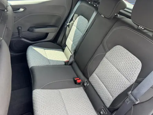 Renault Clio Clio E-Tech 140 Limited - Photo 15
