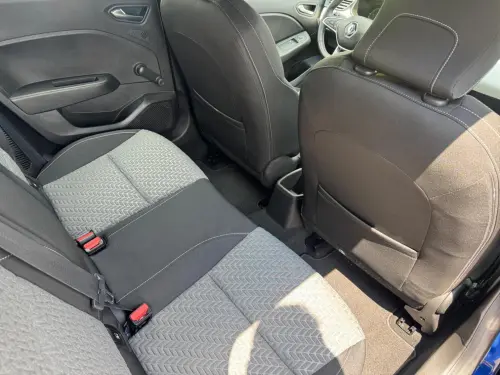 Renault Clio Clio E-Tech 140 Limited - Photo 23