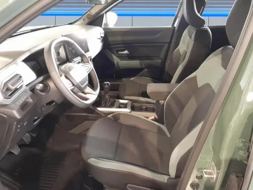 Dacia Duster Mild Hybrid 130 4x4 Extreme - Photo 9