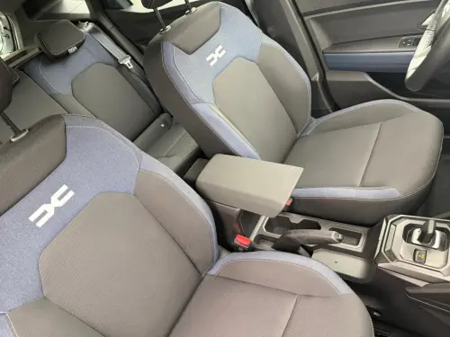 Dacia Duster Hybrid 140 Expression - Photo 22