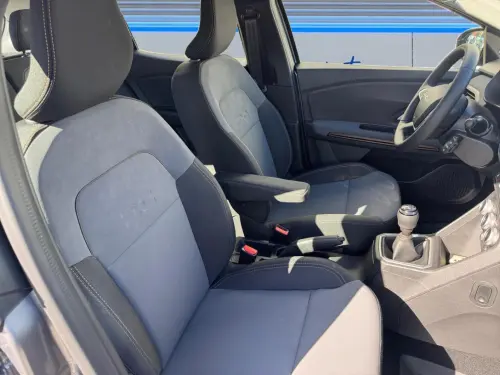 Dacia Sandero ECO-G 100 GSR2 Stepway Extreme - Photo 18