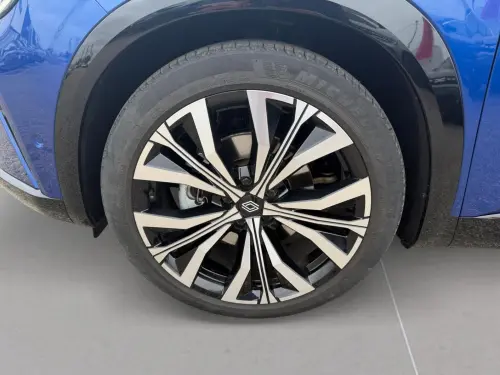 Renault Austral E-Tech hybrid 200 Iconic - Photo 8