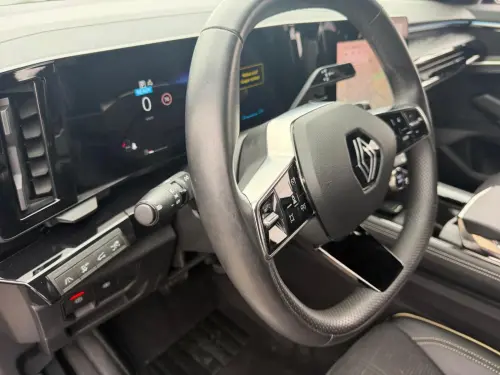 Renault Austral E-Tech hybrid 200 Iconic - Photo 22