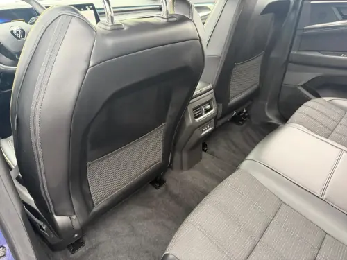 Renault Austral E-Tech hybrid 200 Iconic - Photo 24