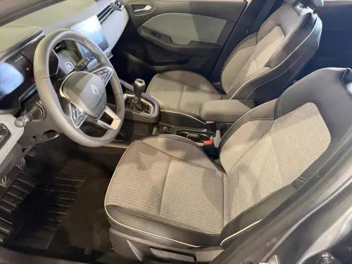 Renault Clio Clio TCe 90 ch GSR2 Techno - Photo 9