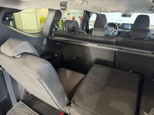 Dacia Jogger ECO-G 100 7 places GSR2 Extreme + - Photo 19