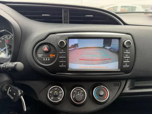 Toyota Yaris Yaris 110 VVT-i France - Photo 20
