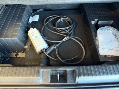 Renault Captur E-Tech Plug-in 160 Intens - Photo 21