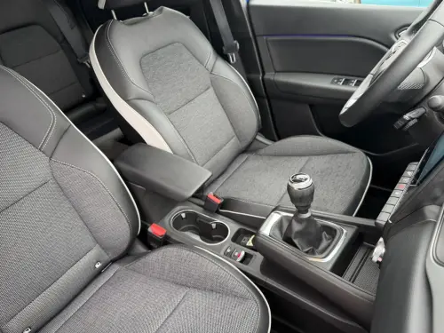 Renault Captur TCe 90 Techno - Photo 23