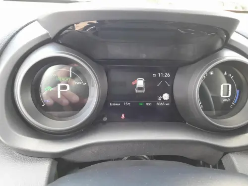 Toyota Yaris Yaris Cross Hybride 116h 2WD Dynamic - Photo 13