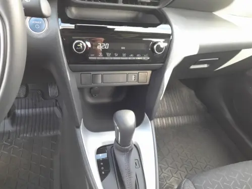 Toyota Yaris Yaris Cross Hybride 116h 2WD Dynamic - Photo 14