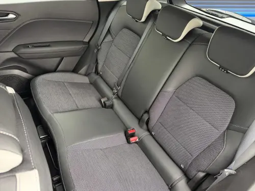 Renault Captur E-Tech 145 - 21 Intens - Photo 15