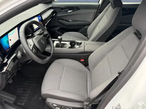 Renault Austral mild hybrid advanced 130 GSR2 Evolution - Photo 9