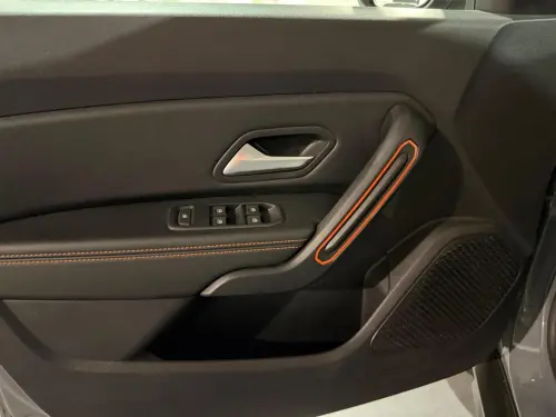 Dacia Duster ECO-G 100 4x2 SL Extreme - Photo 10