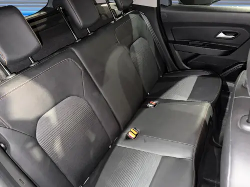 Dacia Duster ECO-G 100 4x2 SL Extreme - Photo 17