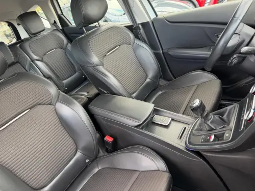 Renault Scenic Scenic TCe 115 Energy Zen - Photo 23