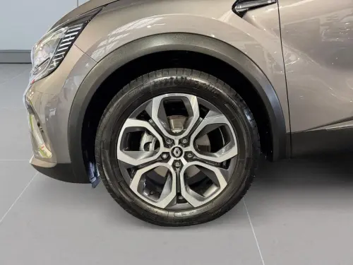 Renault Captur E-Tech 145 - 21 Intens - Photo 8