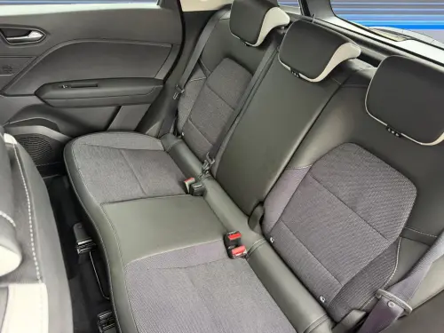 Renault Captur E-Tech full hybrid 145 Techno - Photo 15