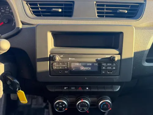 Renault Kangoo BLUE DCI 95 - 22 CONFORT - Photo 20