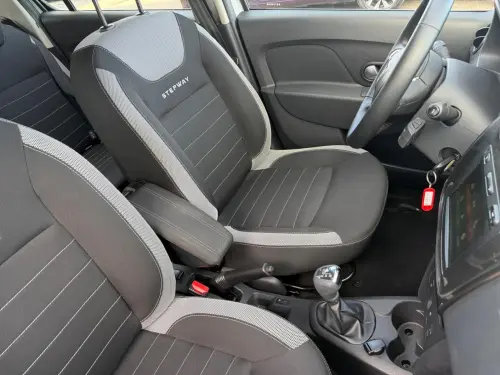 Dacia Sandero TCe 90 Easy-R Stepway - Photo 23