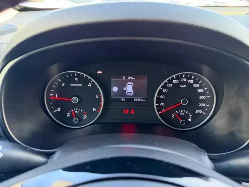 Kia Sportage 1.6 CRDi 136ch MHEV ISG BVM6 4x2 Black Edition - Photo 13