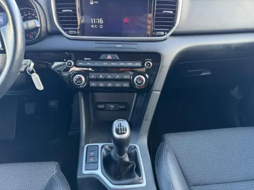 Kia Sportage 1.6 CRDi 136ch MHEV ISG BVM6 4x2 Black Edition - Photo 14