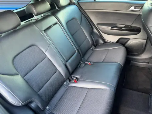 Kia Sportage 1.6 CRDi 136ch MHEV ISG BVM6 4x2 Black Edition - Photo 17