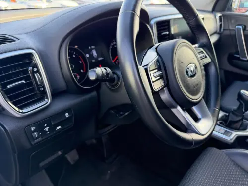 Kia Sportage 1.6 CRDi 136ch MHEV ISG BVM6 4x2 Black Edition - Photo 22