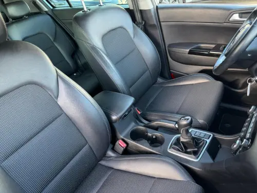 Kia Sportage 1.6 CRDi 136ch MHEV ISG BVM6 4x2 Black Edition - Photo 23