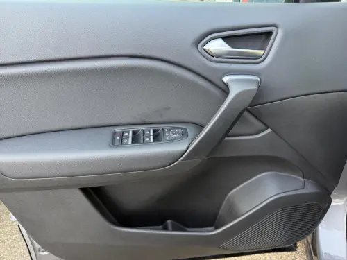 Renault Captur E-Tech 145 - 21 Intens - Photo 10