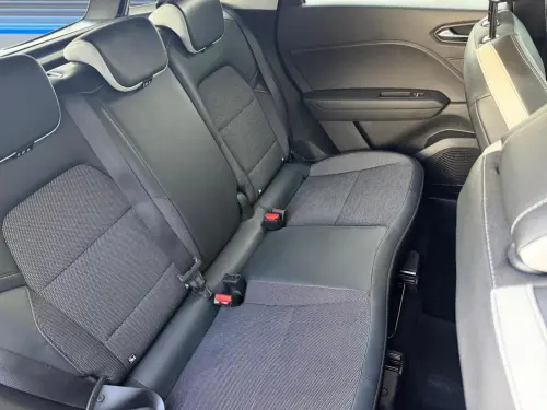 Renault Captur E-Tech 145 - 21 Intens - Photo 17