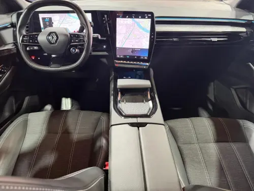 Renault Austral E-Tech hybrid 200 Techno - Photo 11