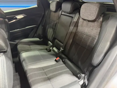 Renault Austral E-Tech hybrid 200 Techno - Photo 15