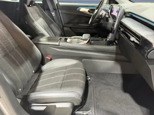 Renault Austral E-Tech hybrid 200 Techno - Photo 16