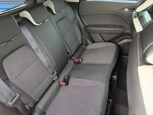 Renault Captur TCe 130 EDC FAP Intens - Photo 17