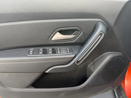 Dacia Duster ECO-G 100 4x2 Journey - Photo 10