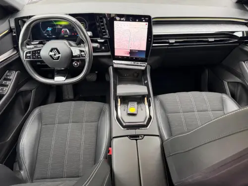 Renault Austral E-Tech hybrid 200 Techno - Photo 11