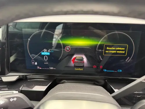 Renault Austral E-Tech hybrid 200 Techno - Photo 13