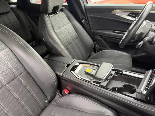 Renault Austral E-Tech hybrid 200 Techno - Photo 23