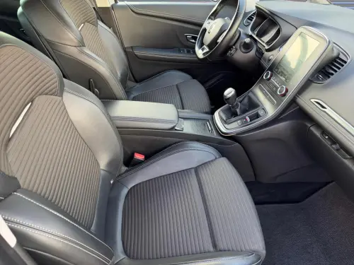 Renault Scenic Scenic TCe 130 Energy Intens - Photo 16