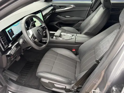 Renault Austral E-Tech hybrid 200 Techno - Photo 9