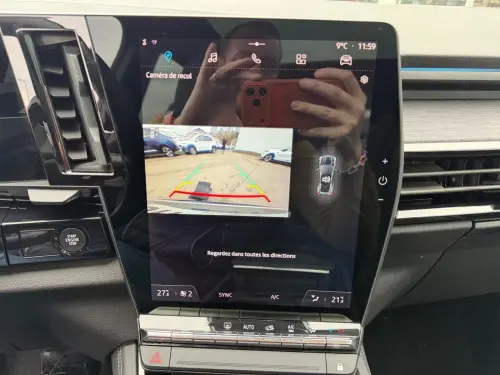 Renault Austral E-Tech hybrid 200 Techno - Photo 20