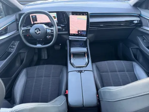 Renault Austral E-Tech hybrid 200 Techno - Photo 11
