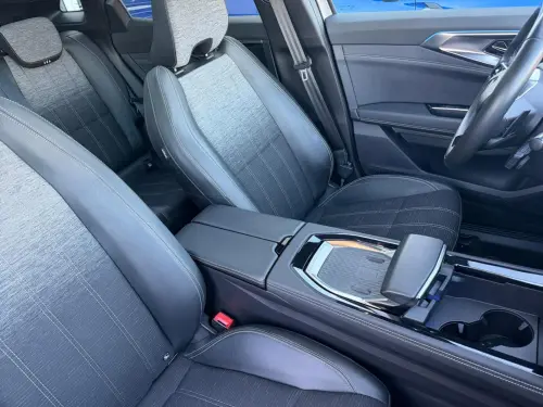 Renault Austral E-Tech hybrid 200 Techno - Photo 23